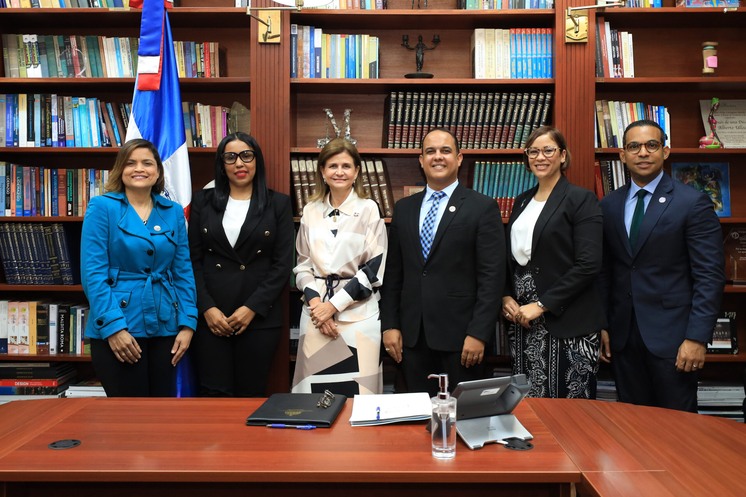 La Cámara de Comercio de San Cristóbal, República Dominicana, presentó Expo Constitución 2025